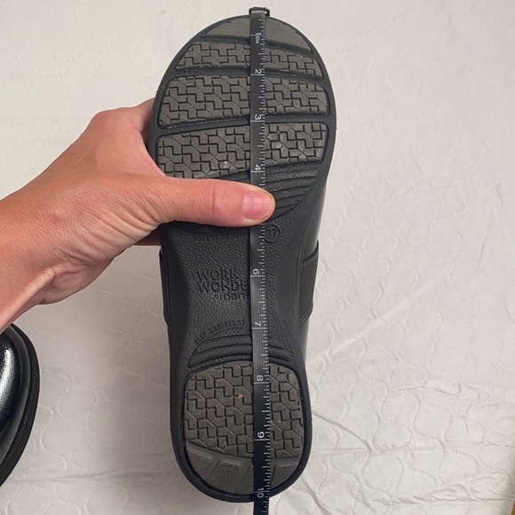 Work Wonders by Dansko Camellia gray pattern patent clog - Picture 8 of 10